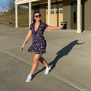 Meet your Posher, Julia